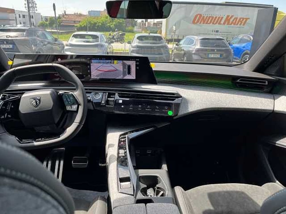 Peugeot 5008 nuova a Treviso (18)