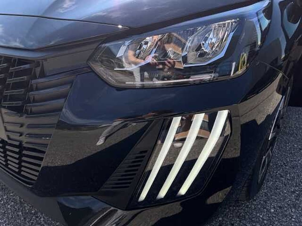 Peugeot 208 nuova a Treviso (16)