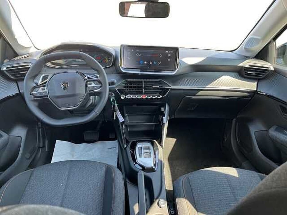 Peugeot 208 nuova a Treviso (8)