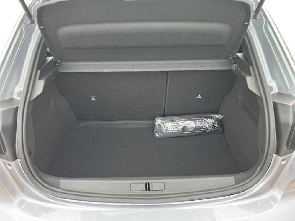 Peugeot 208 nuova a Treviso (6)