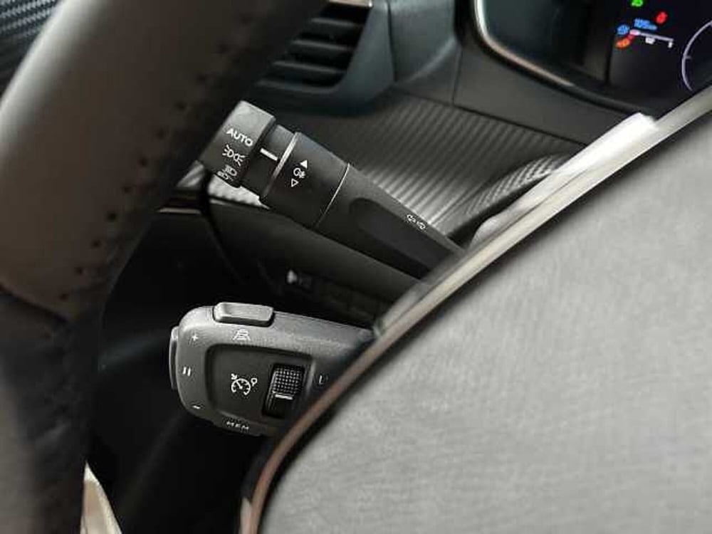 Peugeot 2008 nuova a Treviso (17)
