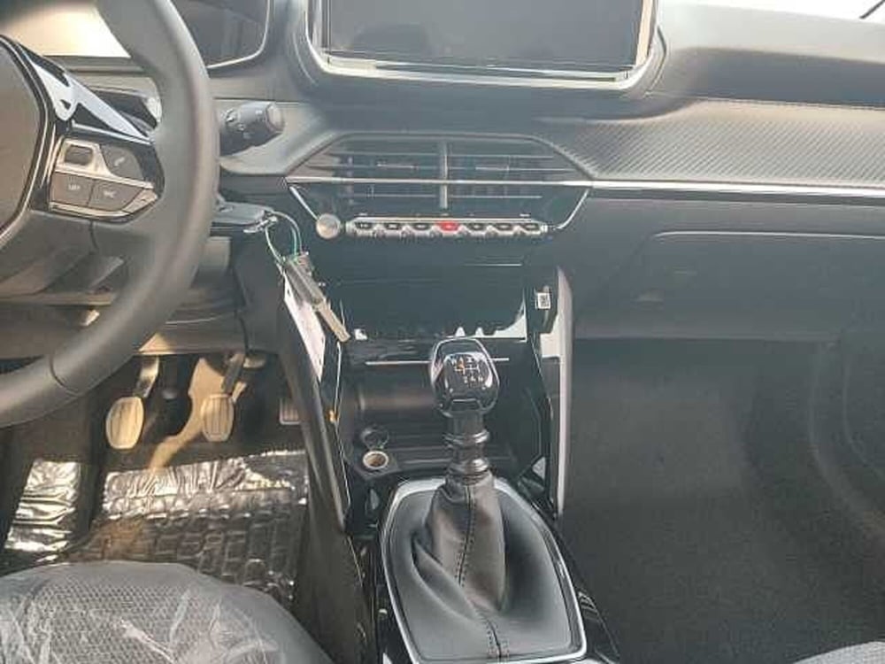 Peugeot 208 nuova a Treviso (8)