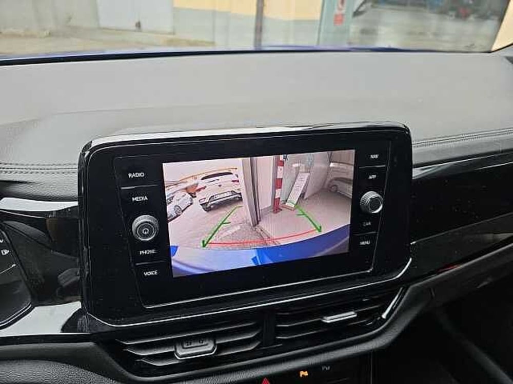 Volkswagen T-Roc usata a Lecco (17)