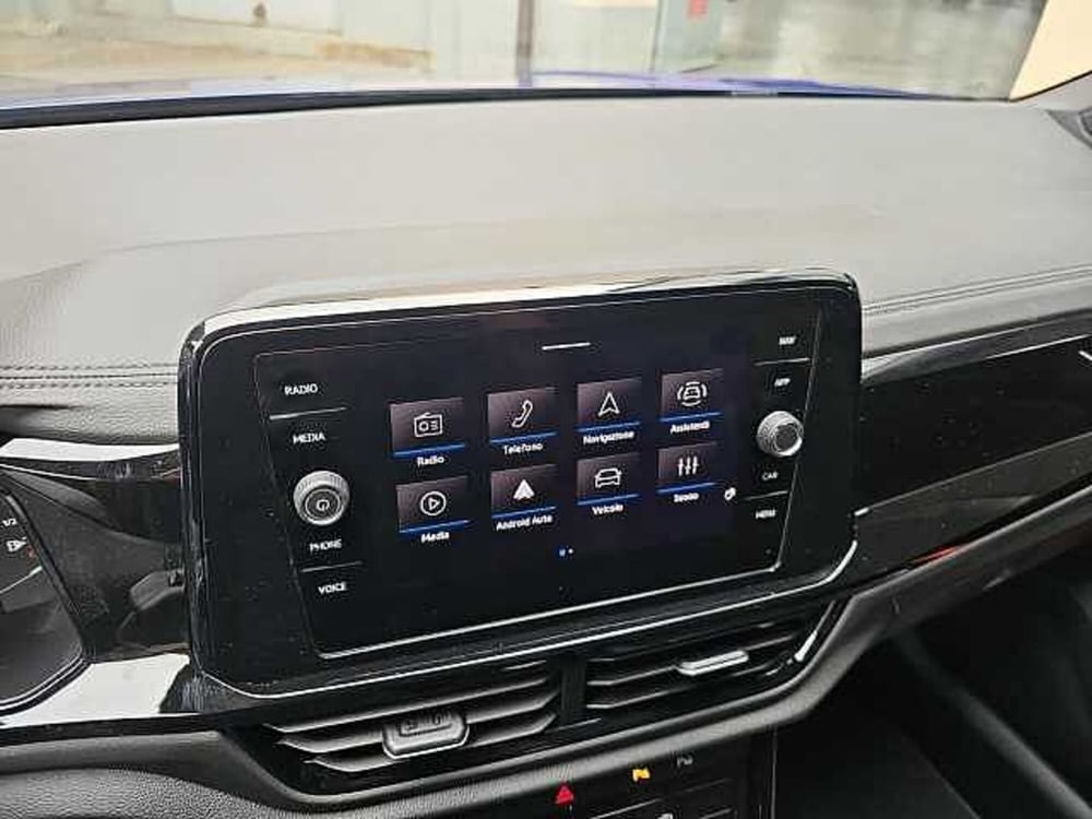 Volkswagen T-Roc usata a Lecco (18)