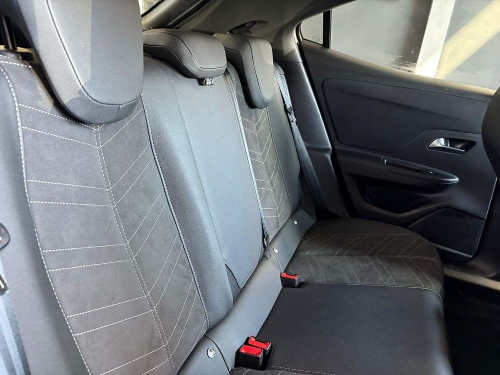 Opel Mokka usata a Salerno (9)