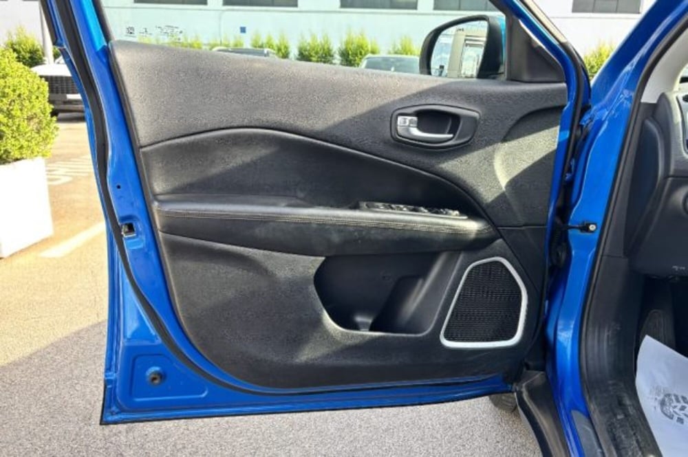 Jeep Compass usata a Latina (12)