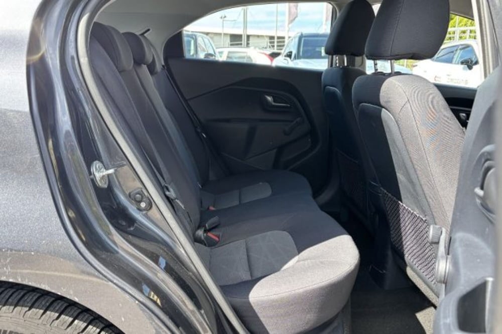 Kia Rio usata a Latina (10)