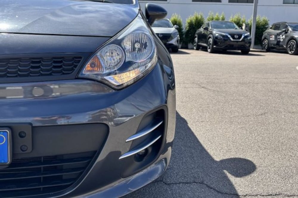 Kia Rio usata a Latina (11)