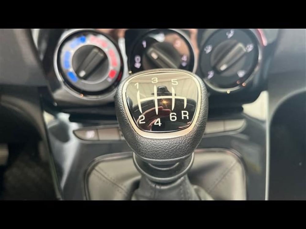 Lancia Ypsilon usata a Firenze (8)