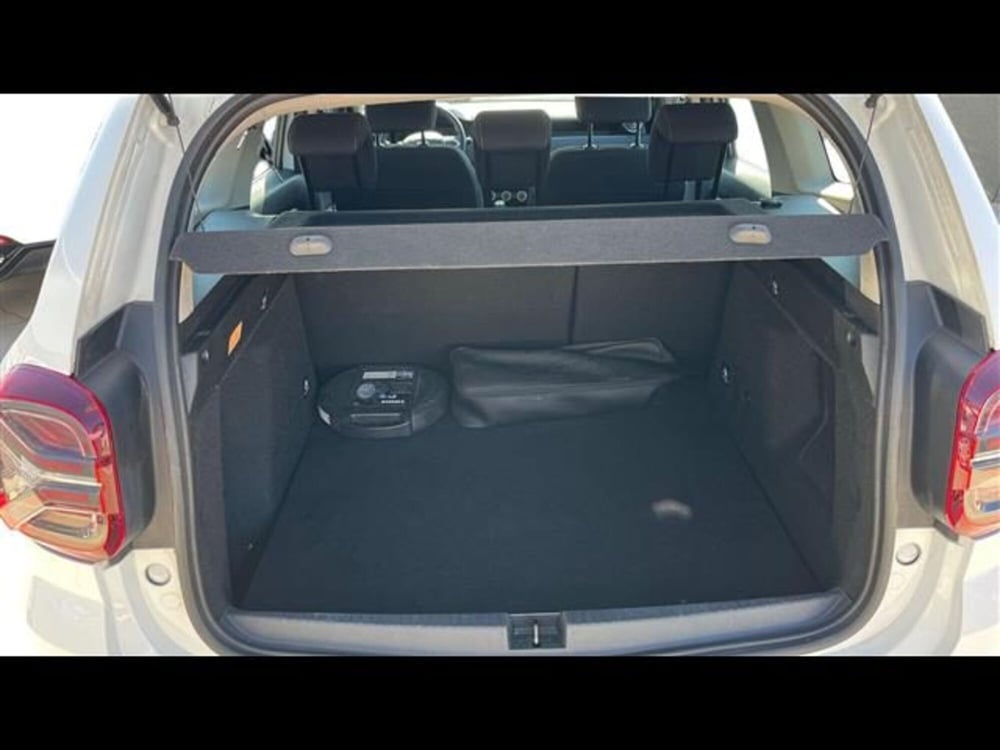 Dacia Duster usata a Firenze (9)