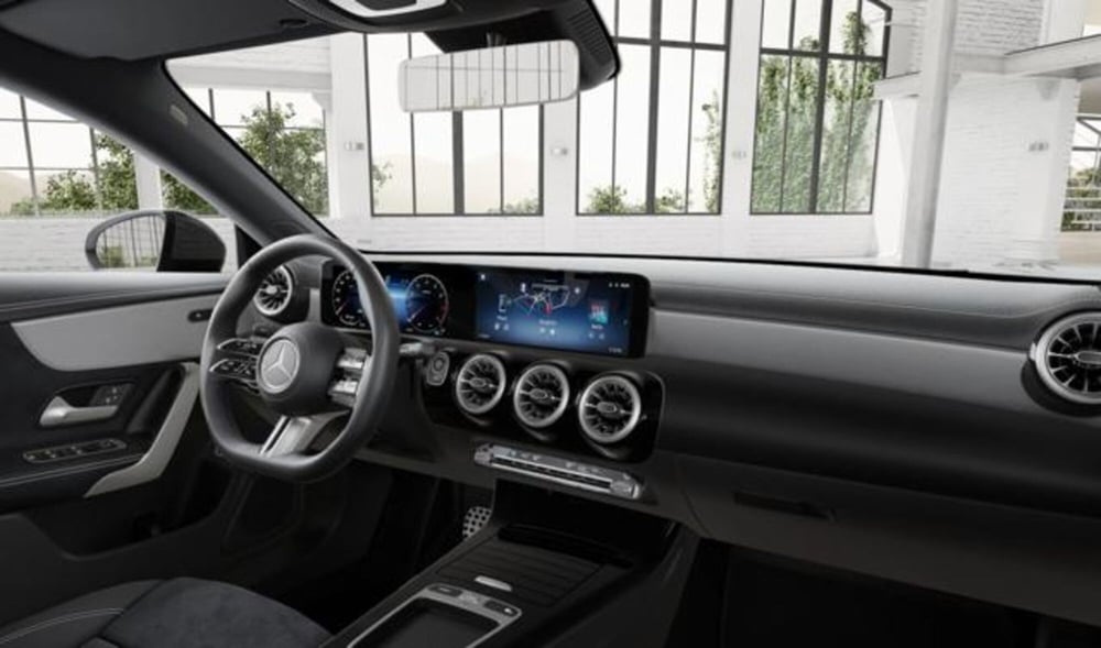 Mercedes-Benz CLA Shooting Brake usata a Milano (5)