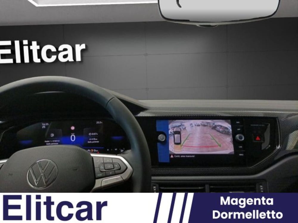 Volkswagen Taigo nuova a Novara (14)