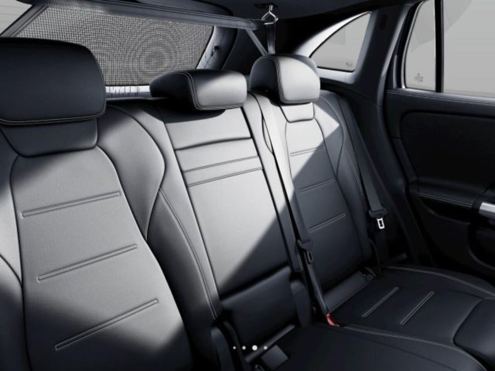 Mercedes-Benz GLA SUV nuova a Verona (7)