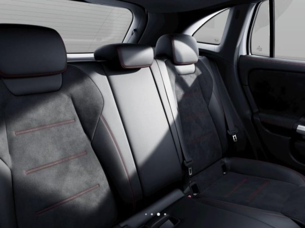 Mercedes-Benz GLA SUV nuova a Verona (6)