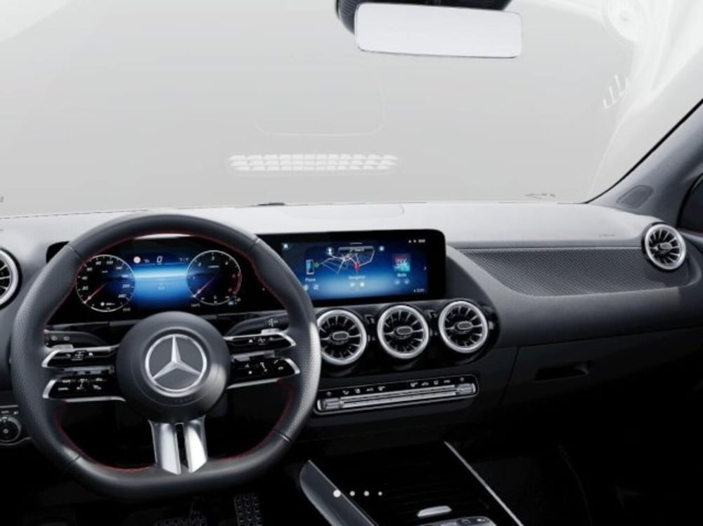 Mercedes-Benz GLA SUV nuova a Verona (8)