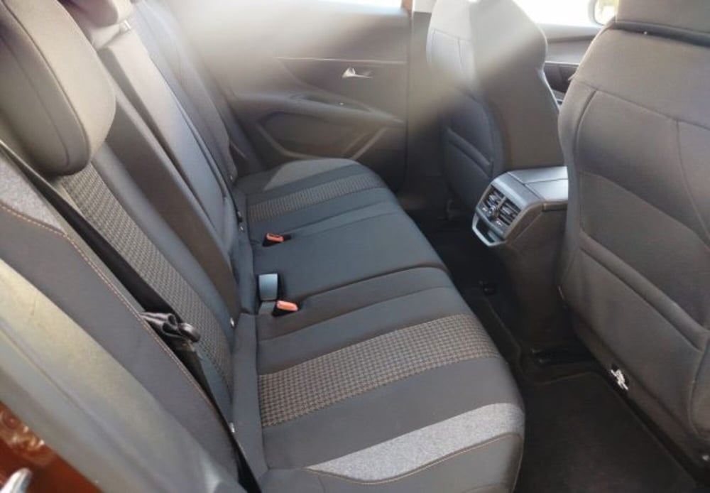 Peugeot 3008 usata a Oristano (12)