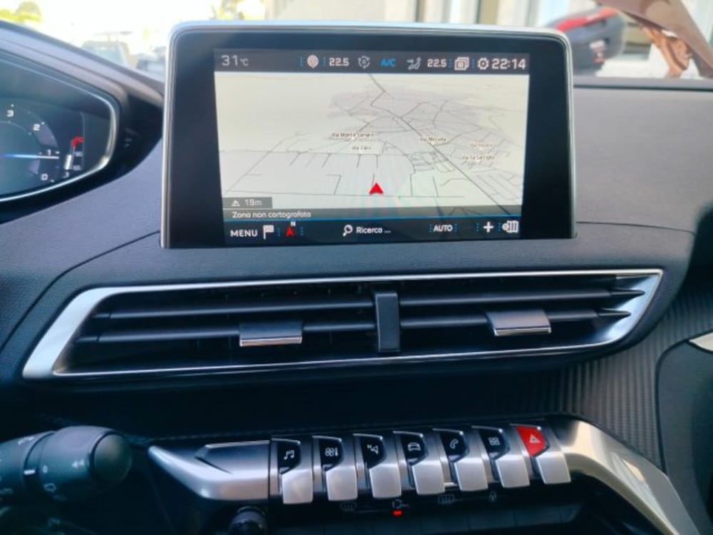 Peugeot 3008 usata a Oristano (17)