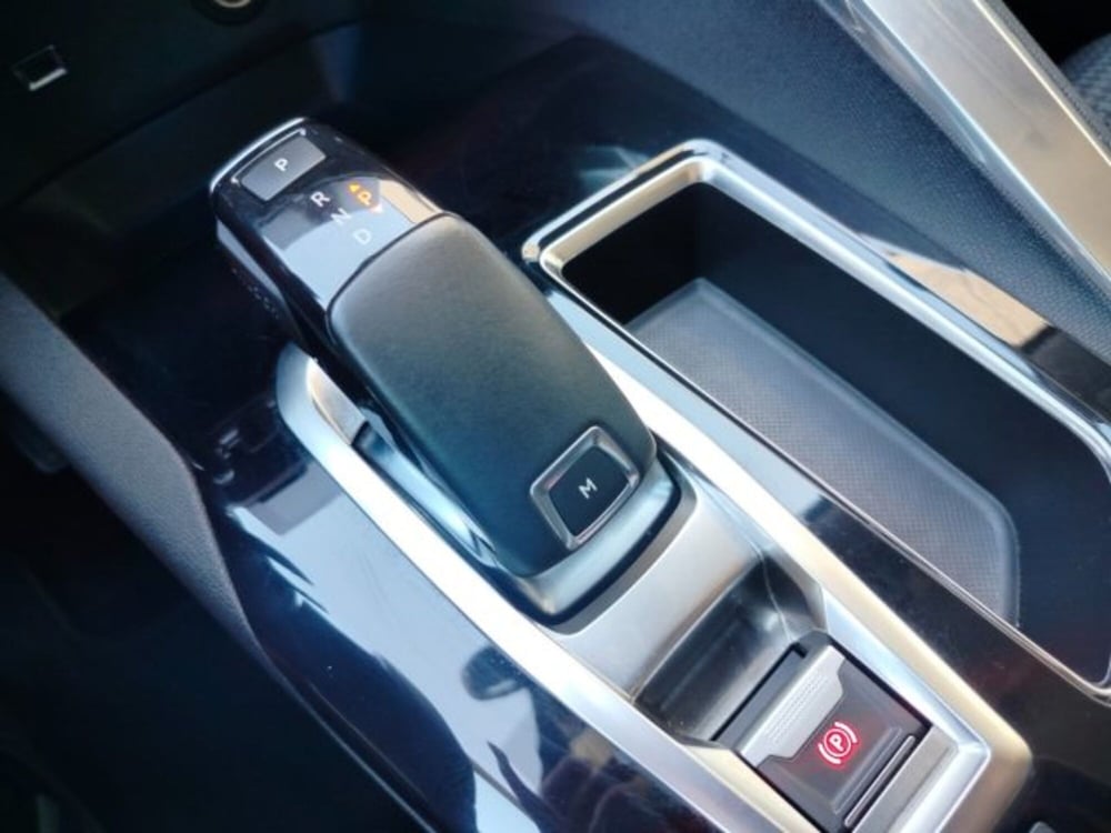 Peugeot 3008 usata a Oristano (18)