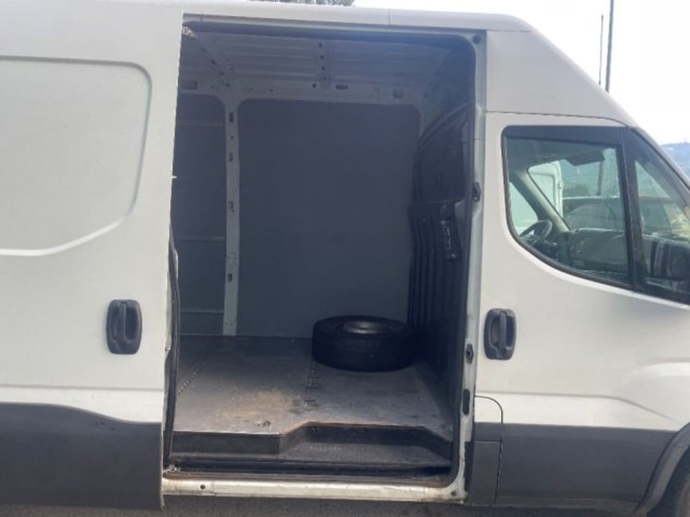 Iveco Daily Furgone usata a Cuneo (8)