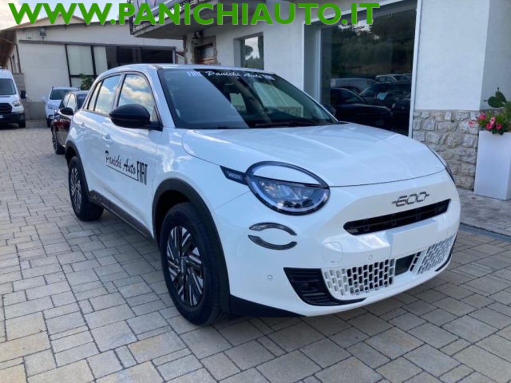 Fiat 600 nuova a Arezzo (4)