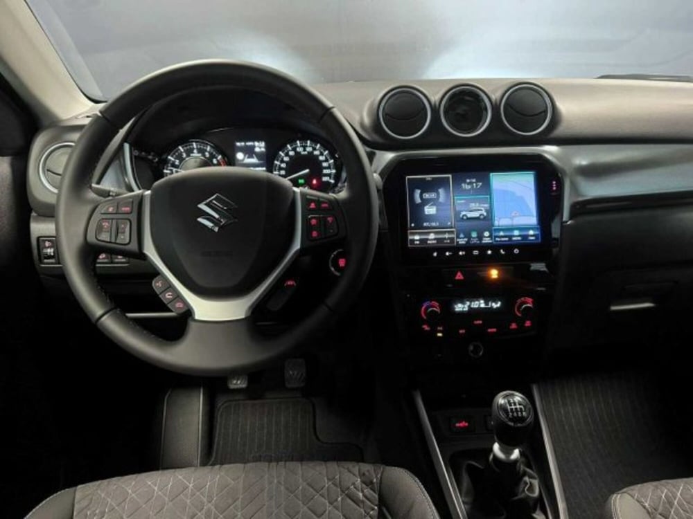 Suzuki Vitara nuova a Brescia (19)