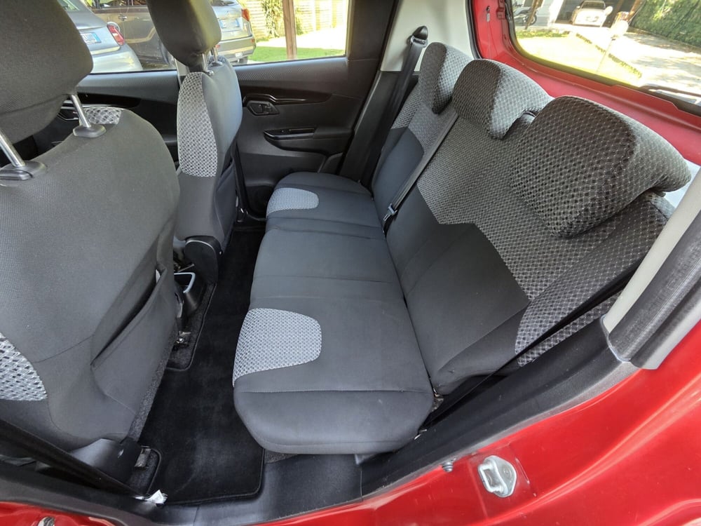Mahindra KUV100 usata a Torino (12)