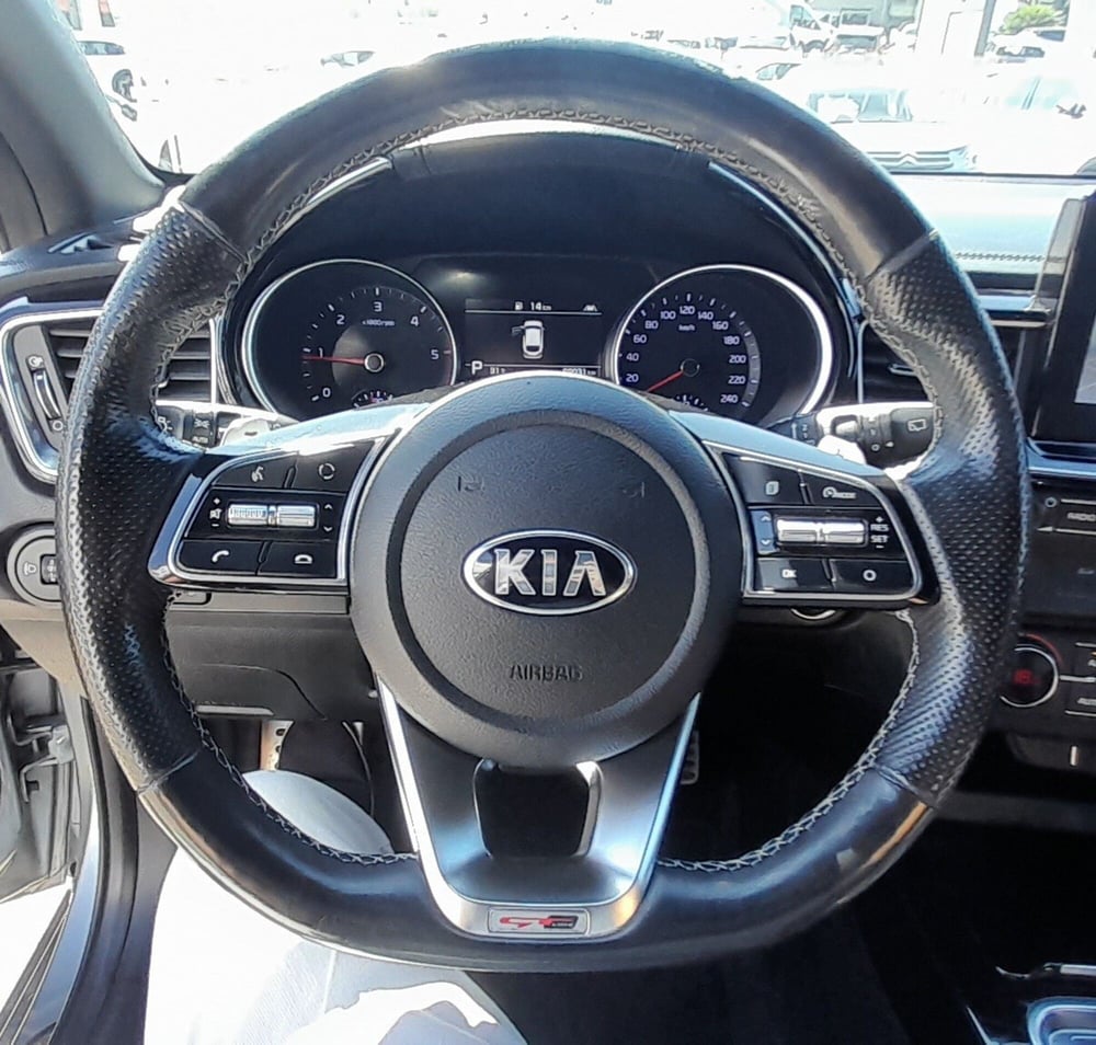 Kia ProCeed usata a Cosenza (11)