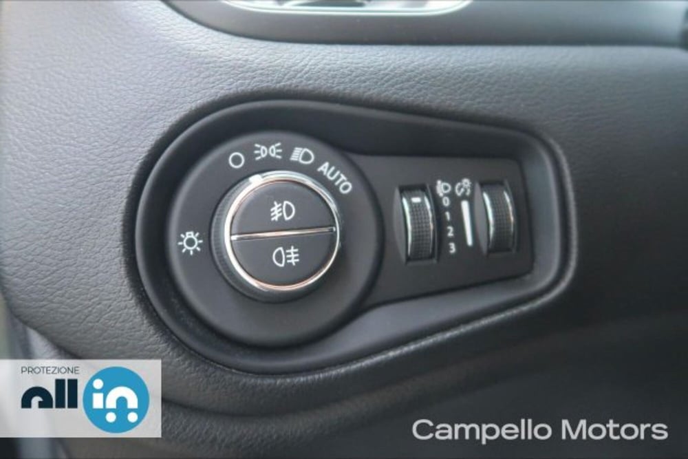 Jeep Renegade usata a Venezia (16)