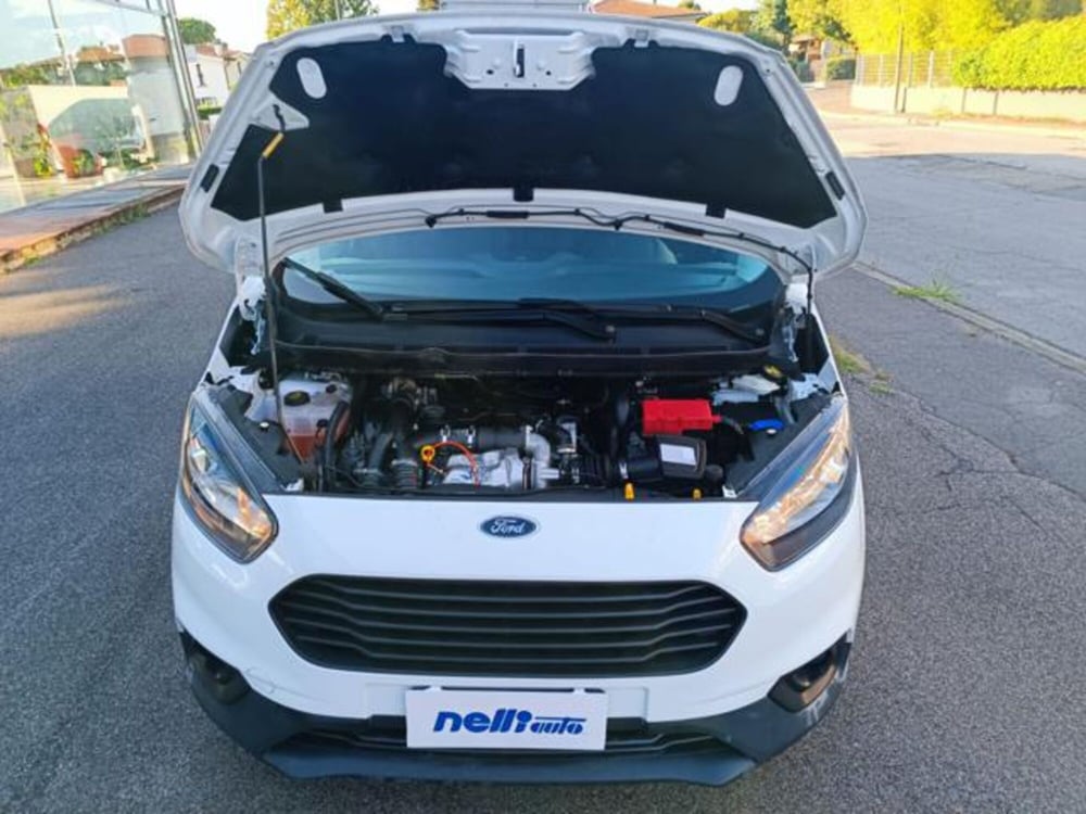 Ford Transit Courier usata a Pisa (14)