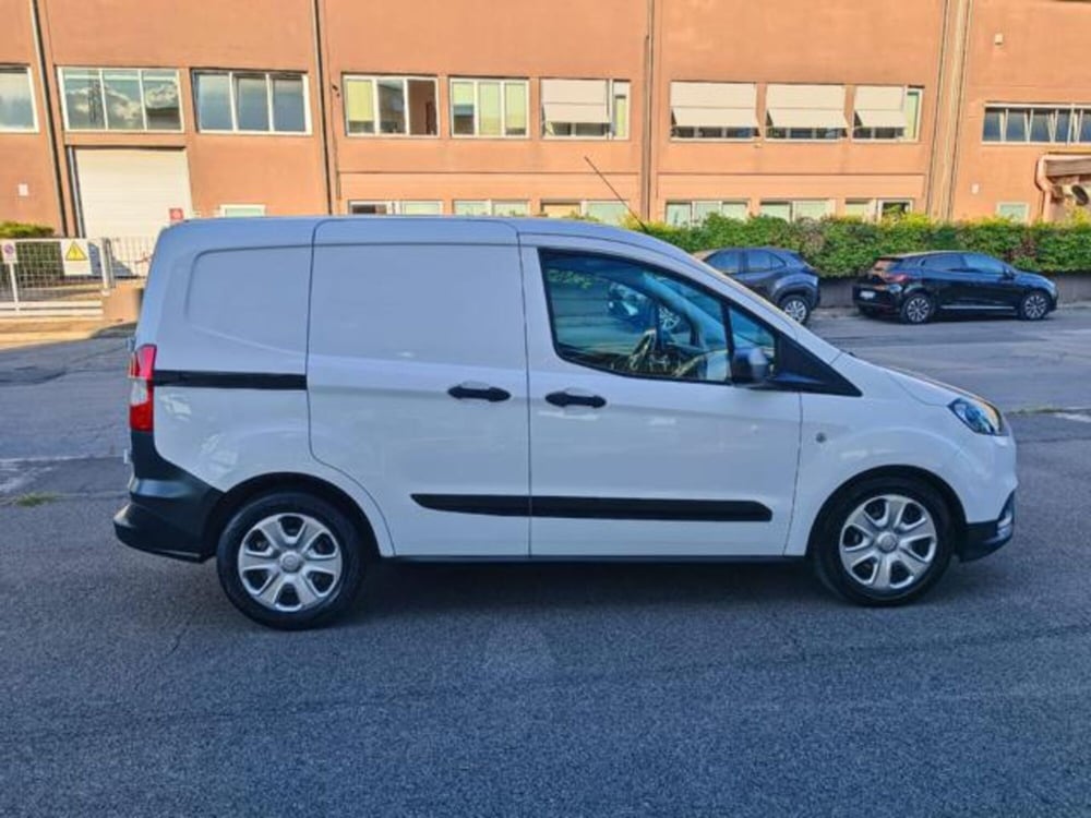 Ford Transit Courier usata a Pisa (6)