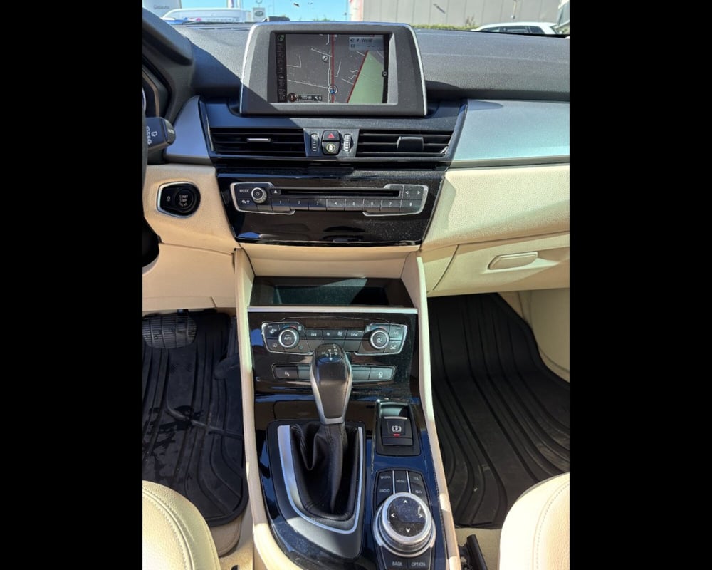 BMW Serie 2 Active Tourer usata a Treviso (17)