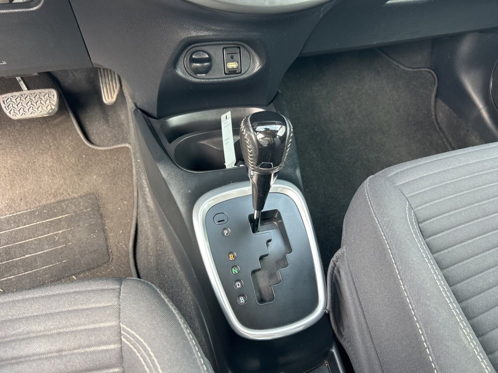 Toyota Yaris usata a Piacenza (14)