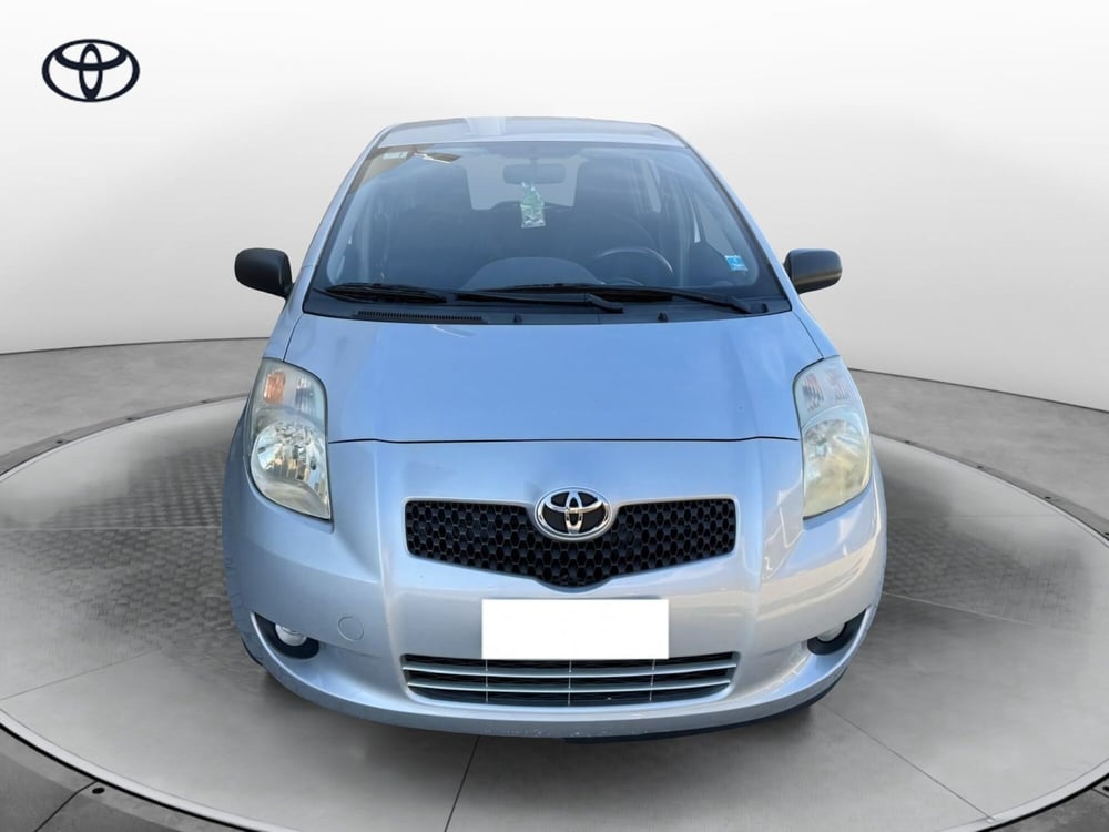 Toyota Yaris usata a Como (3)