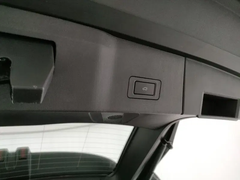 Omoda Omoda 9 SHS-P nuova a Caserta (9)