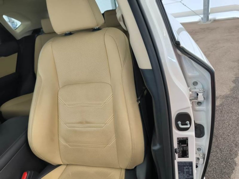 Lexus NX usata a Salerno (12)