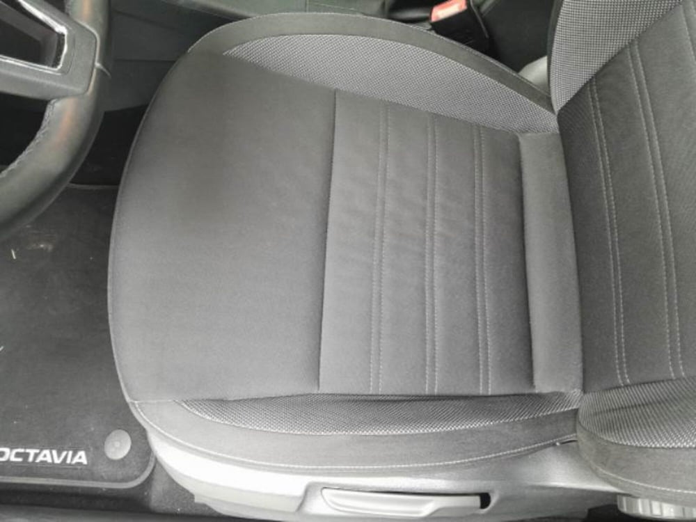 Skoda Octavia Station Wagon usata a Salerno (13)