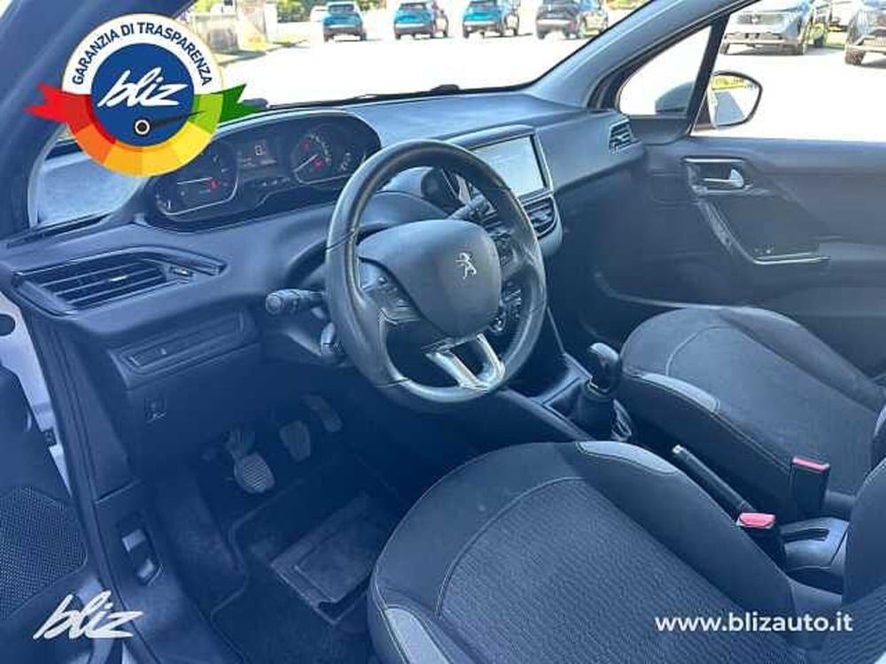Peugeot 208 usata a Udine (13)