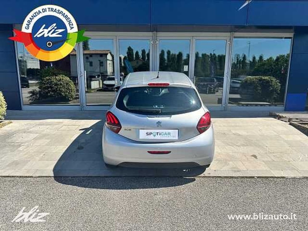 Peugeot 208 usata a Udine (6)