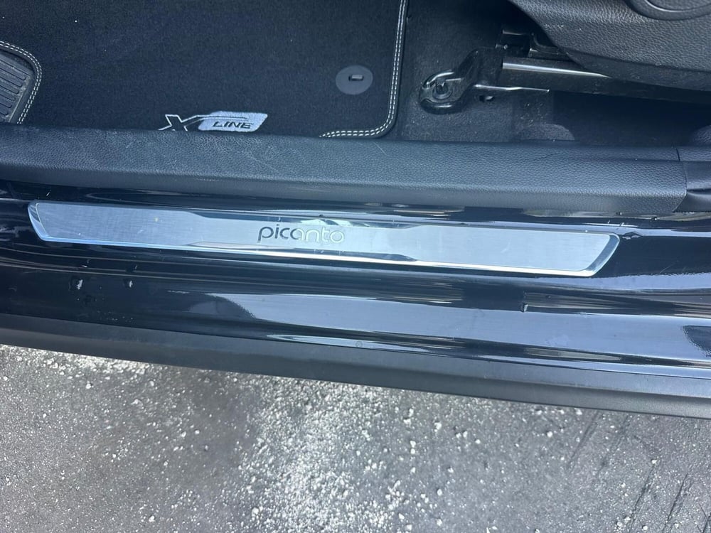 Kia Picanto usata a Napoli (14)