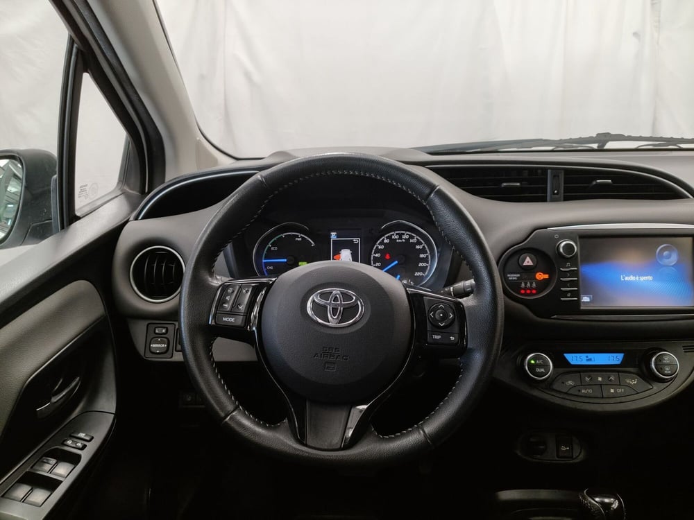 Toyota Yaris usata a Roma (11)