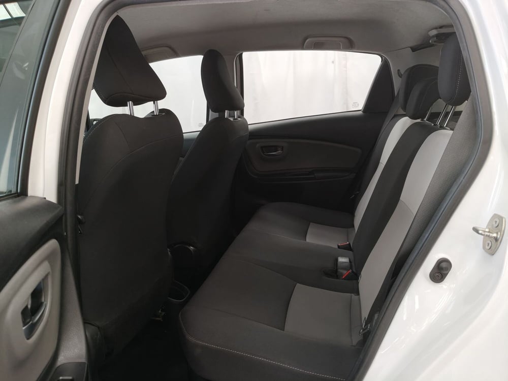 Toyota Yaris usata a Roma (14)