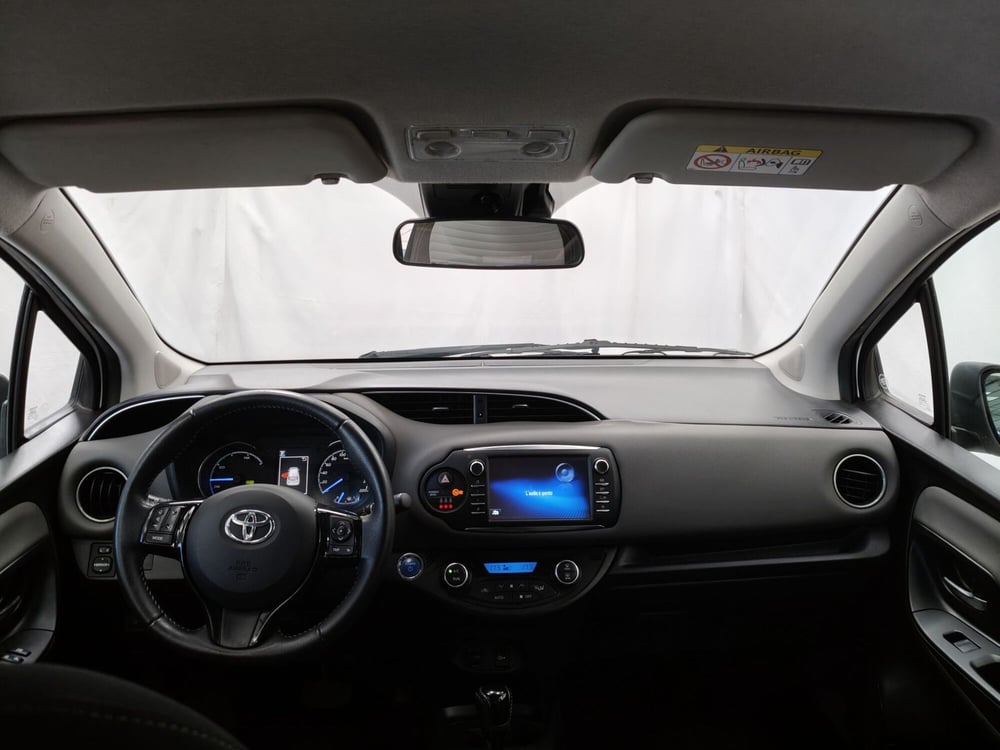 Toyota Yaris usata a Roma (9)