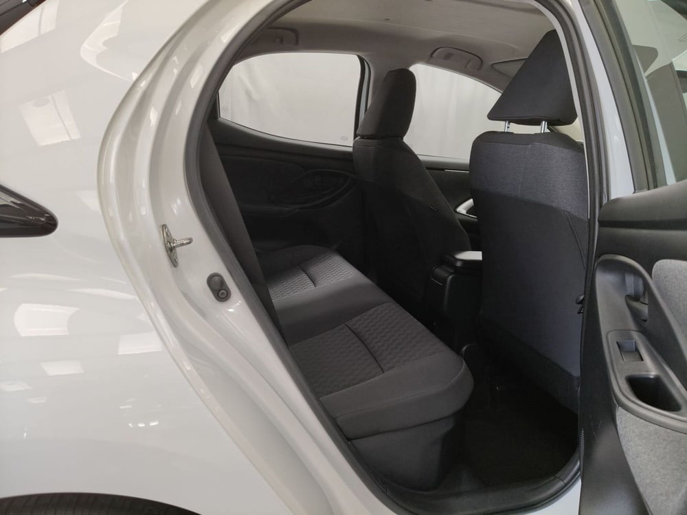 Toyota Yaris usata a Roma (8)