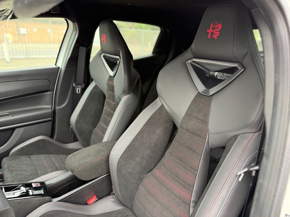 Alfa Romeo Junior nuova a Reggio Emilia (10)
