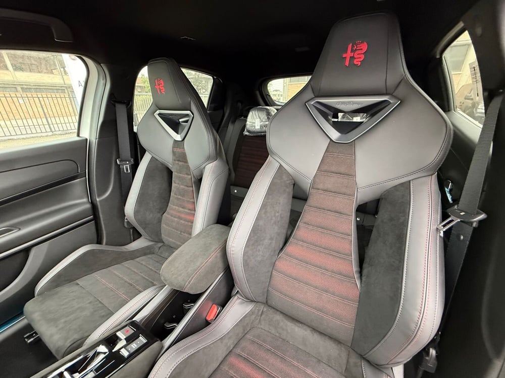 Alfa Romeo Junior nuova a Reggio Emilia (12)