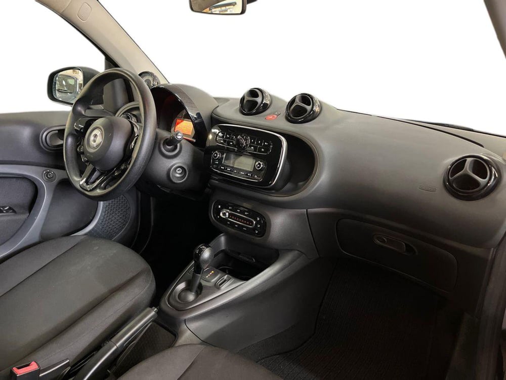 smart Fortwo usata a Taranto (18)