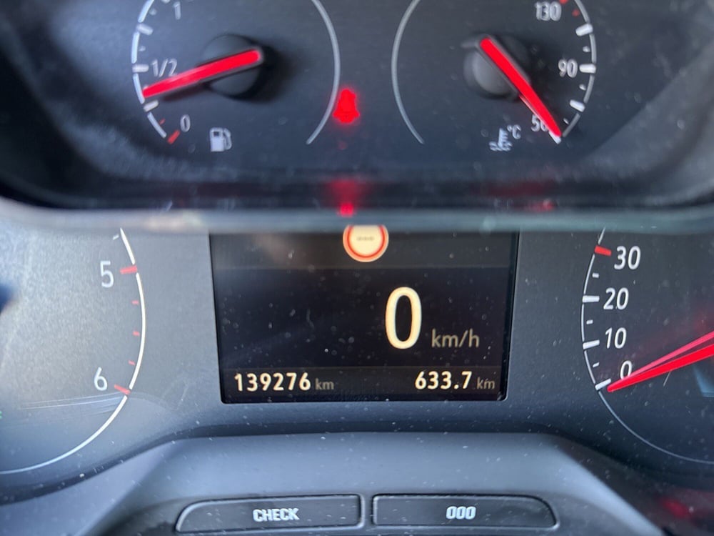 Opel Crossland X usata a Ferrara (14)