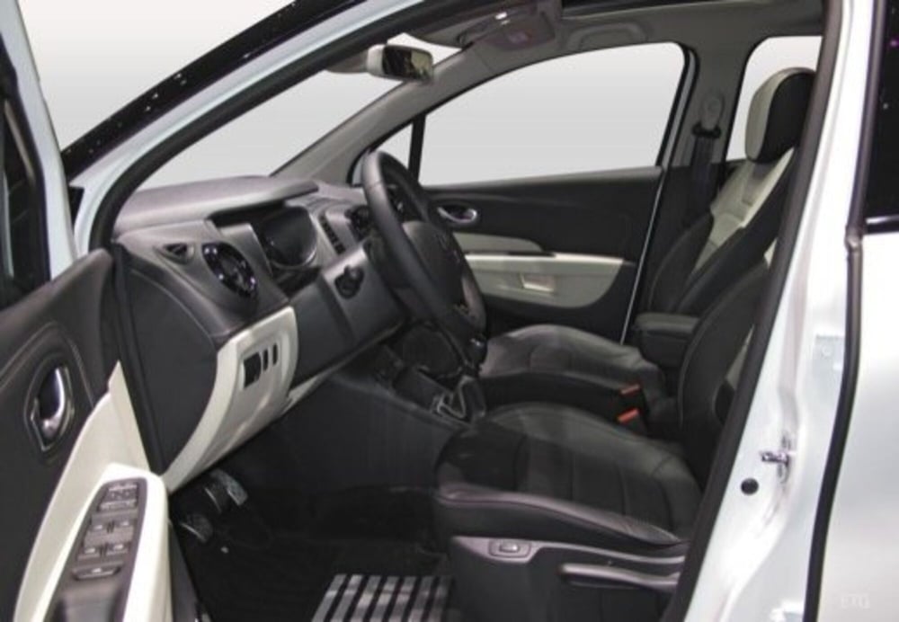 Renault Captur usata a Arezzo (18)