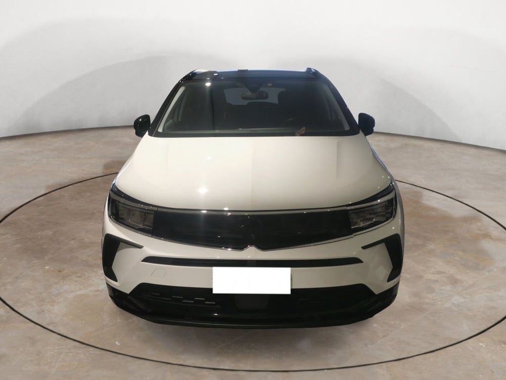 Opel Grandland usata a Taranto (4)