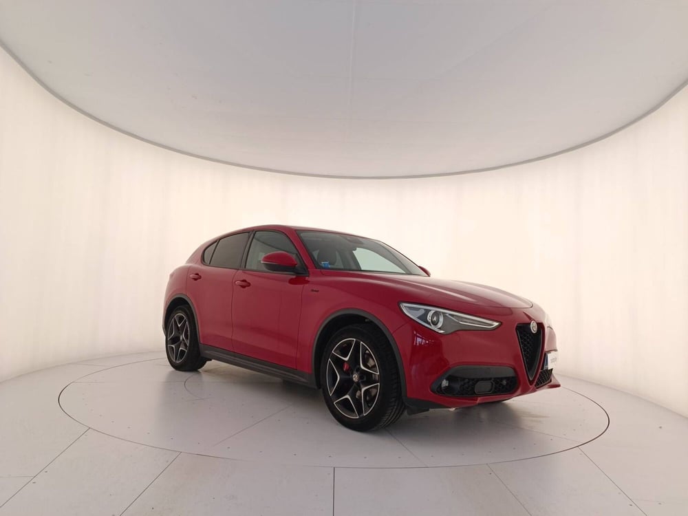 Alfa Romeo Stelvio usata a Treviso (3)